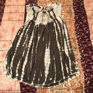 Knox Rose sleeveless blouse